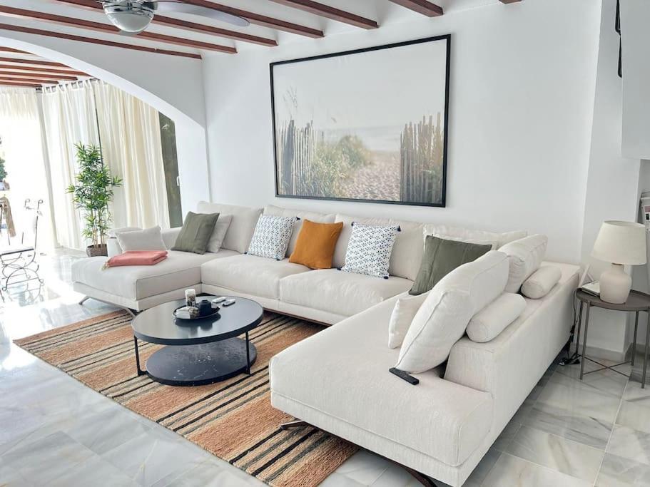 ماربيا Stylish Spanish 3 Bd Townhouse On The Golden Mile المظهر الخارجي الصورة