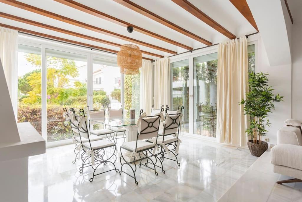 ماربيا Stylish Spanish 3 Bd Townhouse On The Golden Mile المظهر الخارجي الصورة