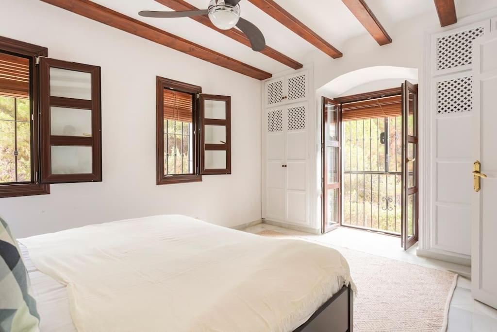 ماربيا Stylish Spanish 3 Bd Townhouse On The Golden Mile المظهر الخارجي الصورة